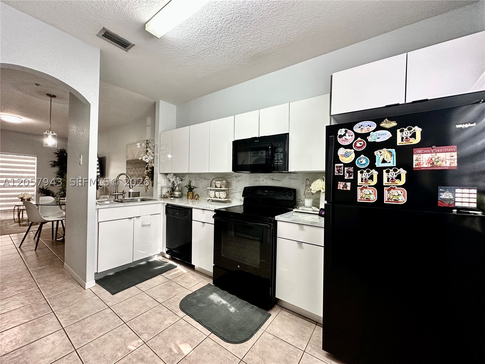 5640 Nw 115th Ct 206 Property Photo 2