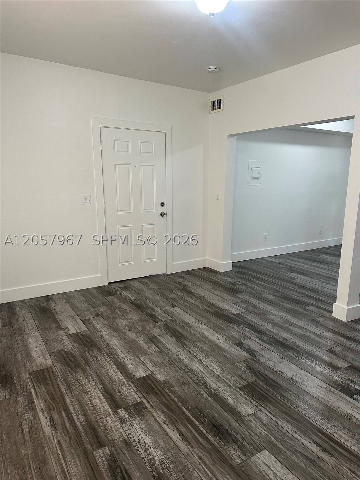 2500 Ne 192nd St 6 Property Photo 15