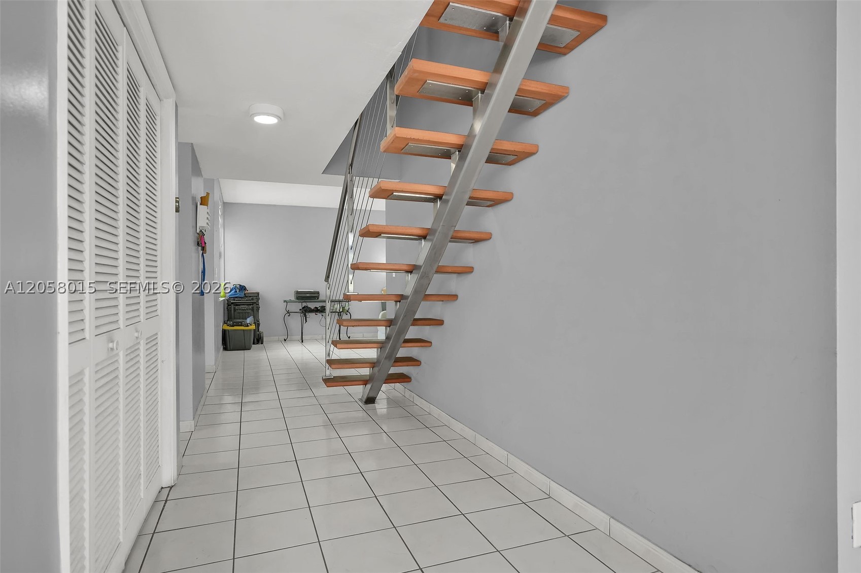 9177 Fontainebleau Blvd 3 Property Photo 18