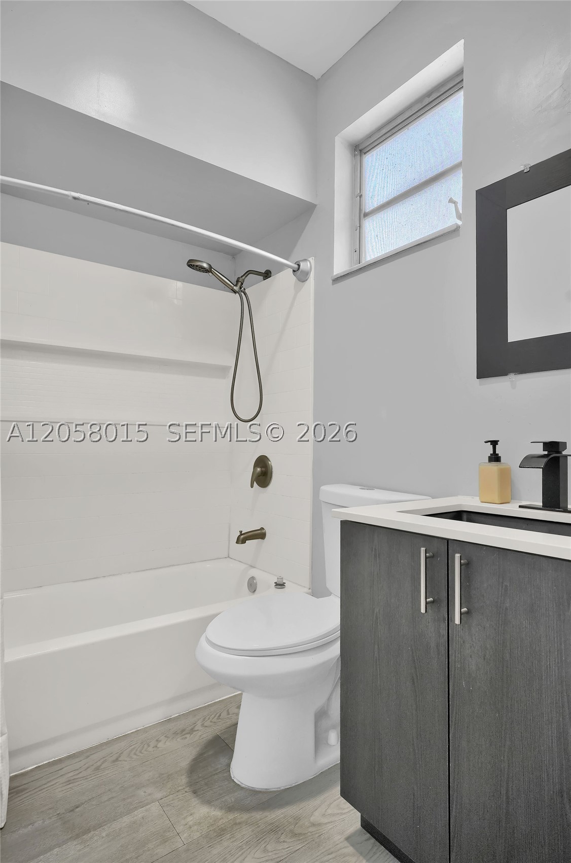 9177 Fontainebleau Blvd 3 Property Photo 29