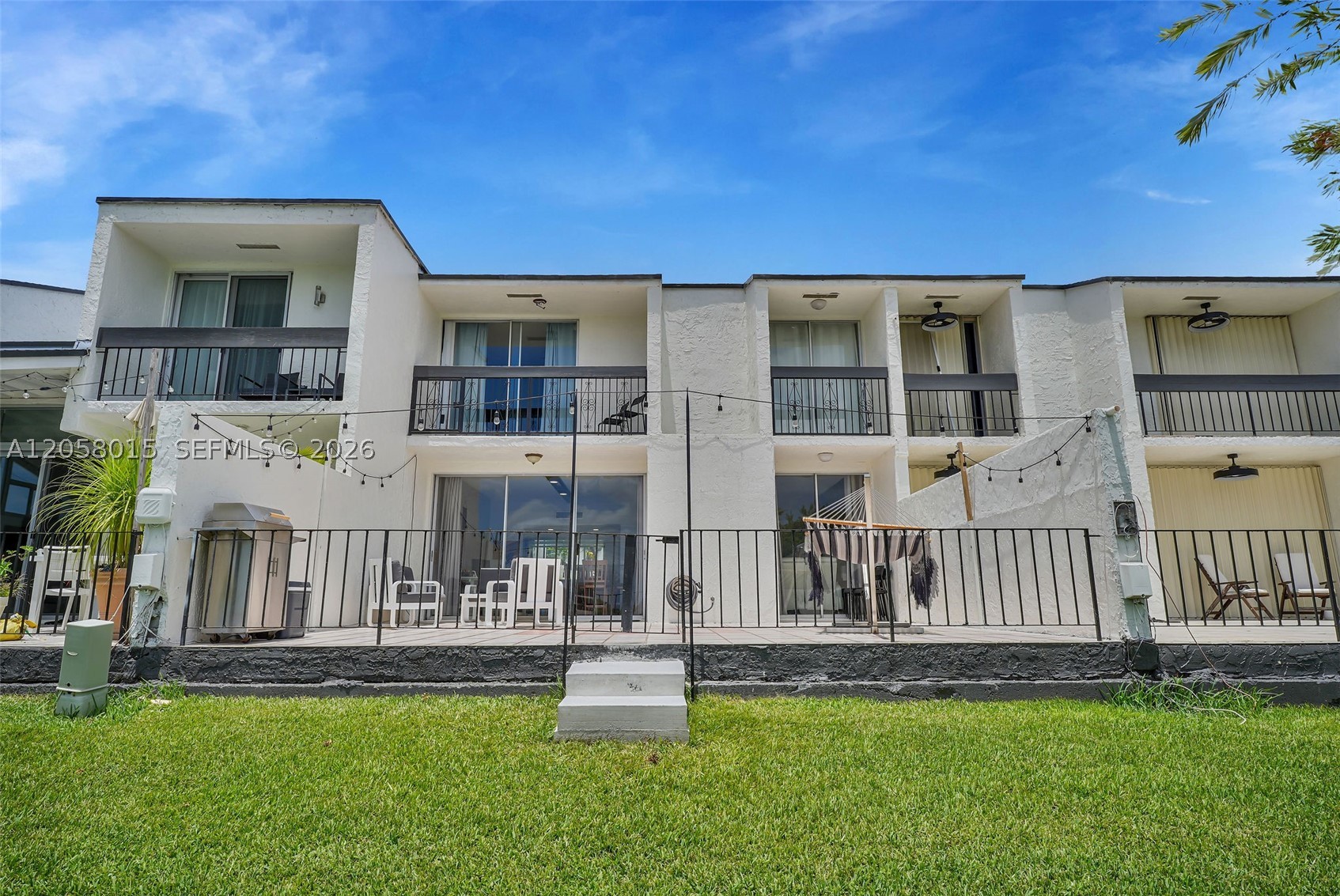 9177 Fontainebleau Blvd 3 Property Photo 36