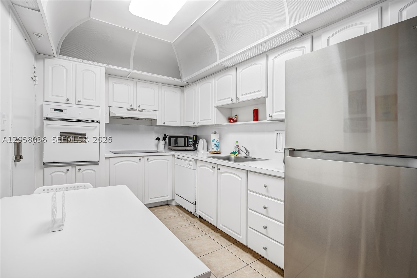 4001 S Ocean Dr 16e Property Photo 14