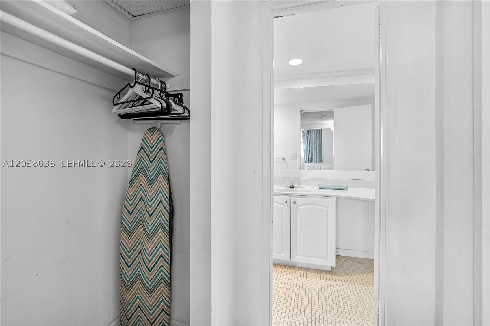 4001 S Ocean Dr 16e Property Photo 15