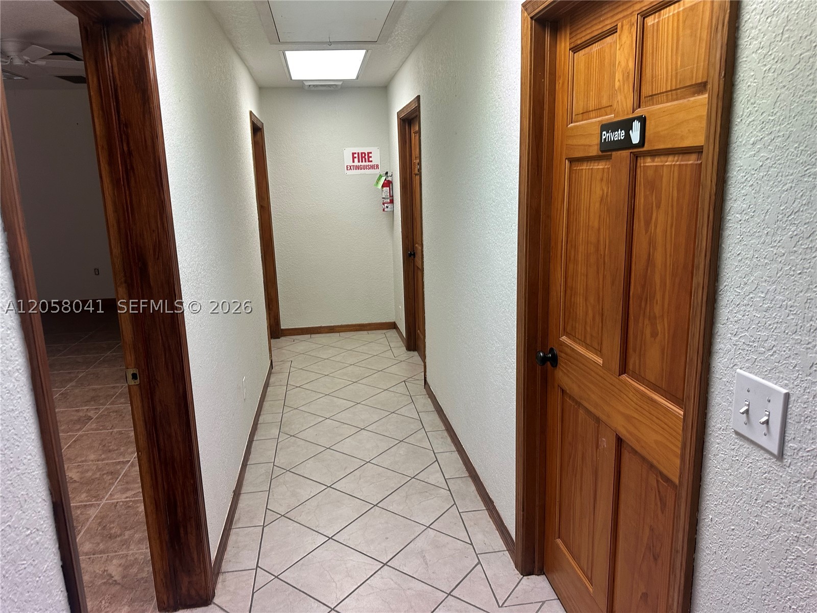 257 N Krome Ave Property Photo 31