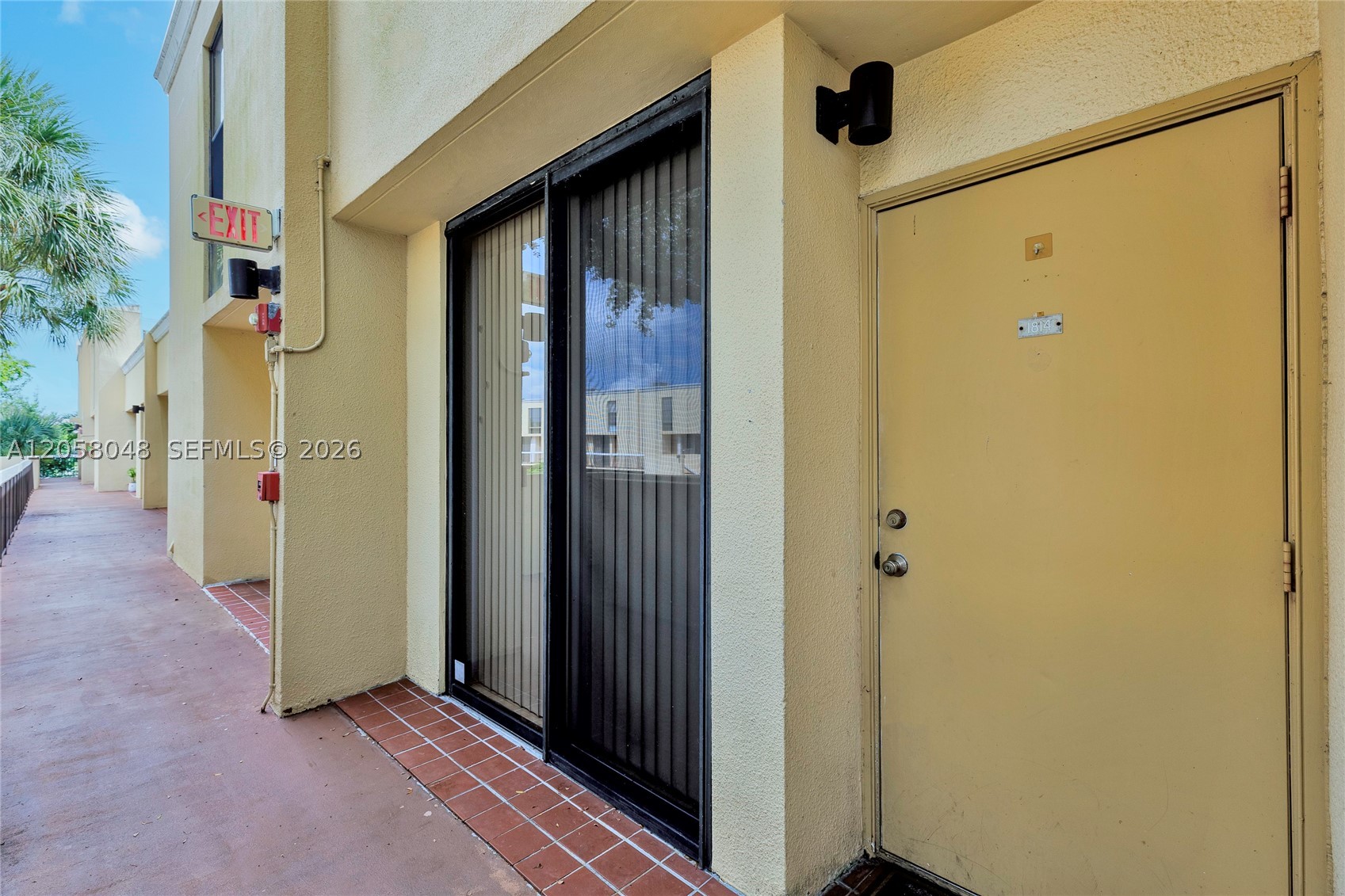 2930 Sw 87th Ter 1814 Property Photo 5