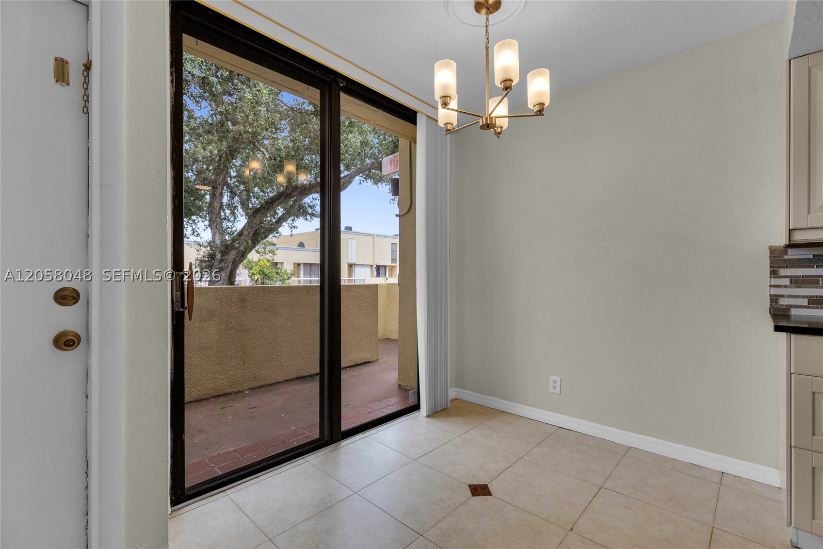 2930 Sw 87th Ter 1814 Property Photo 6