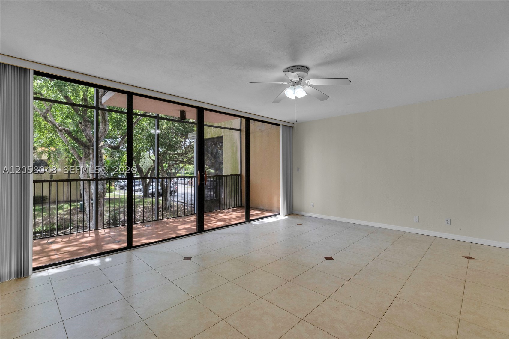 2930 Sw 87th Ter 1814 Property Photo 13