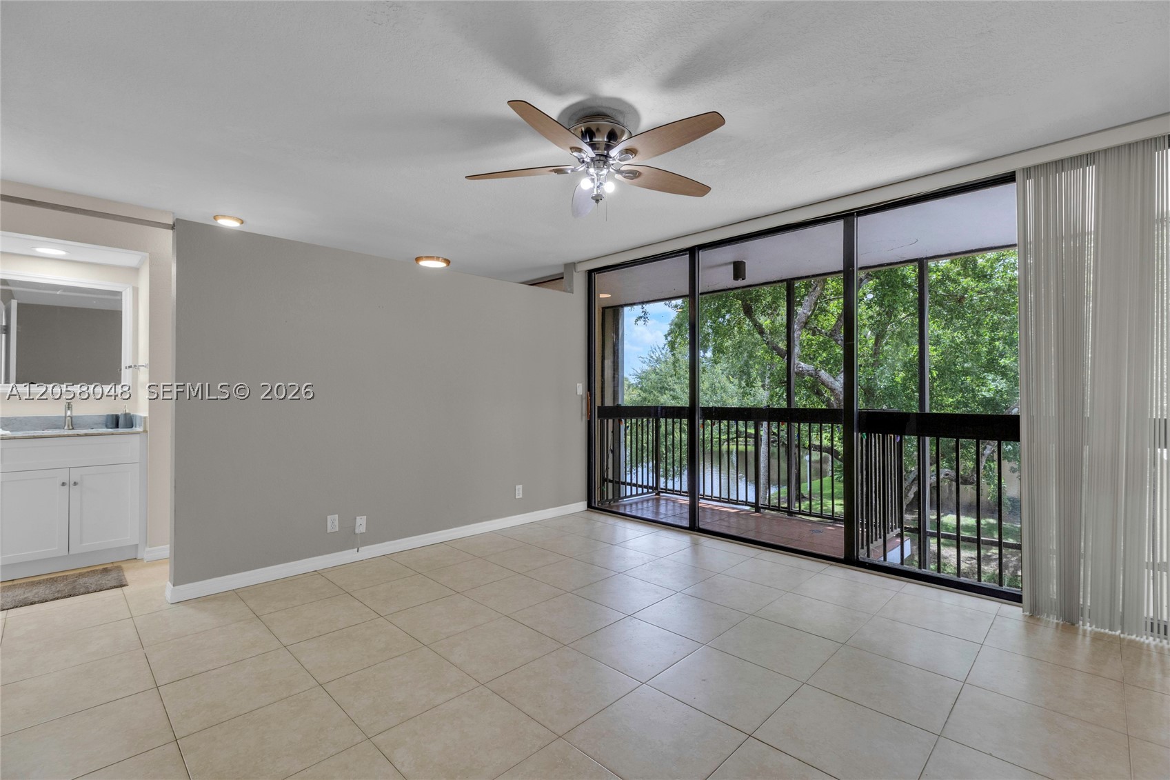 2930 Sw 87th Ter 1814 Property Photo 20