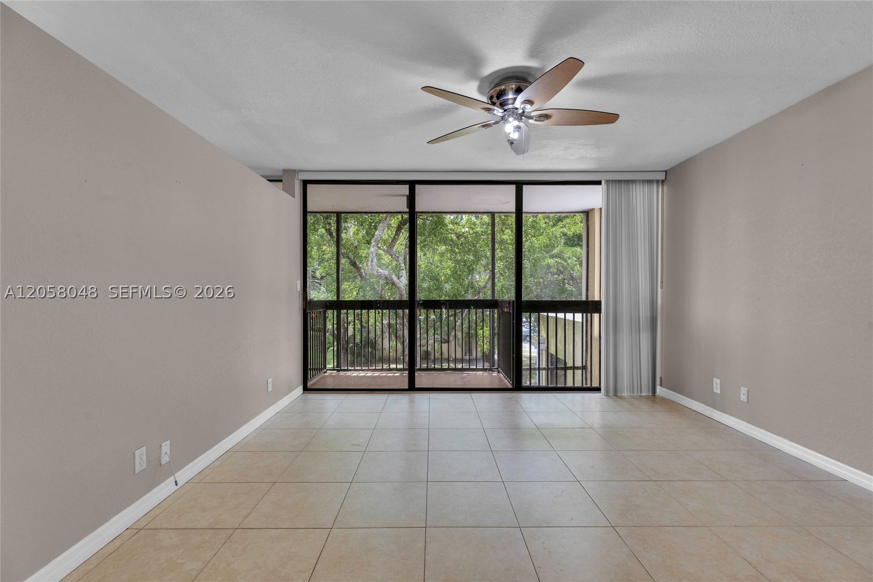 2930 Sw 87th Ter 1814 Property Photo 21