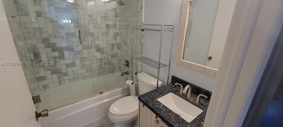 8545 Nw 140th St 1101 Property Photo 10
