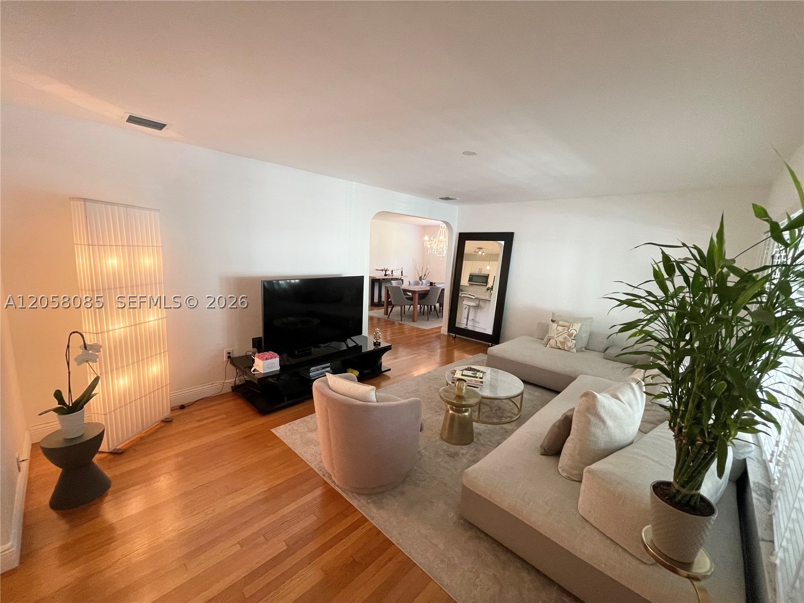 1116 Biarritz Dr Property Photo 1