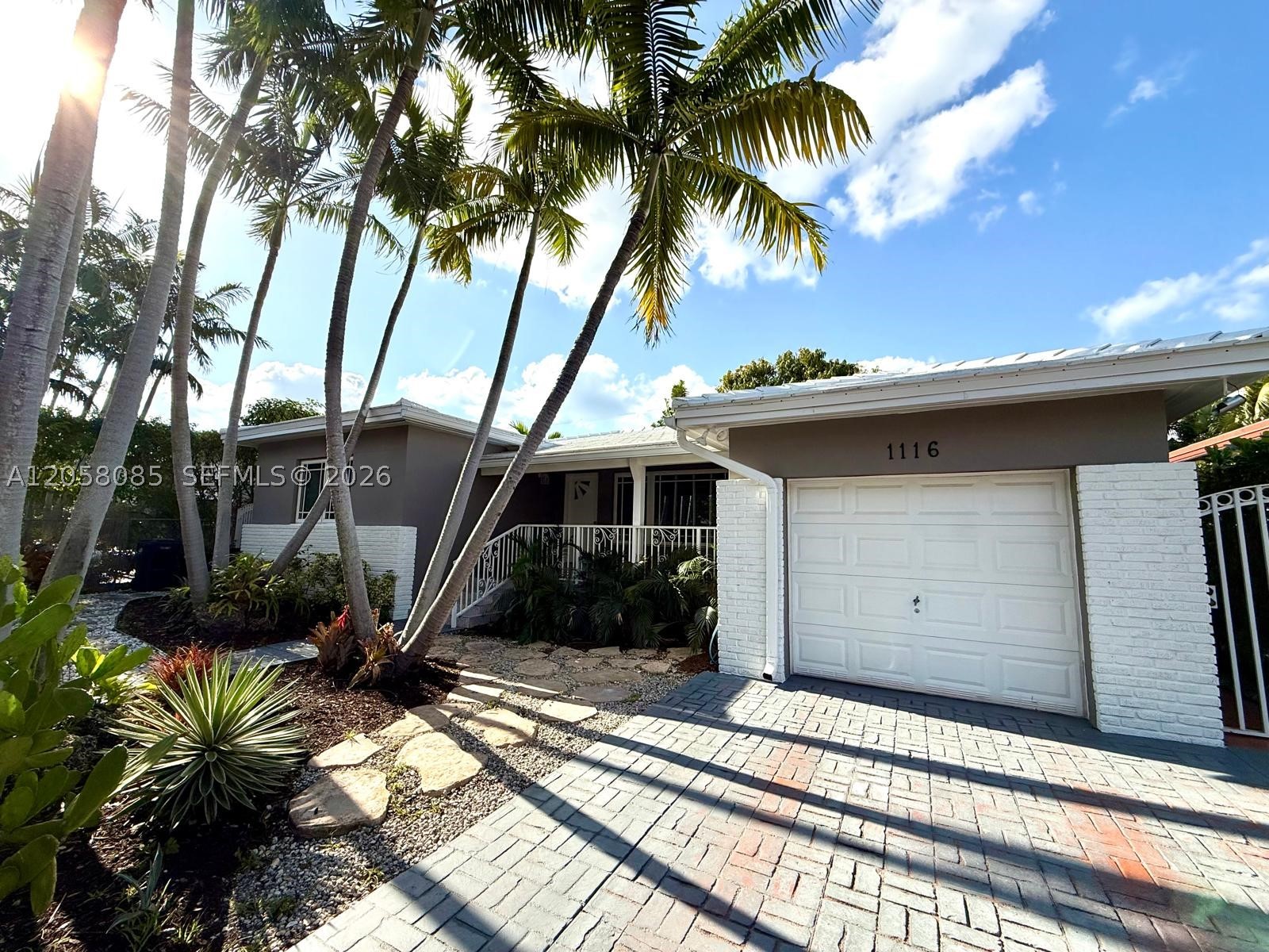 1116 Biarritz Dr Property Photo 28