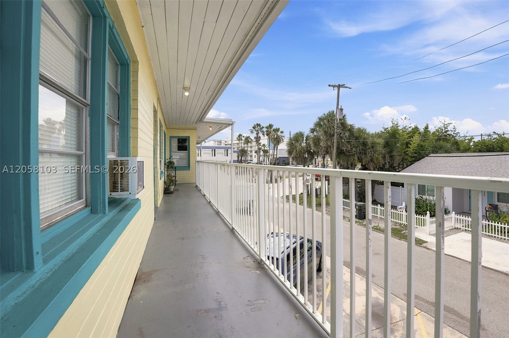 922 S Atlantic Property Photo 5