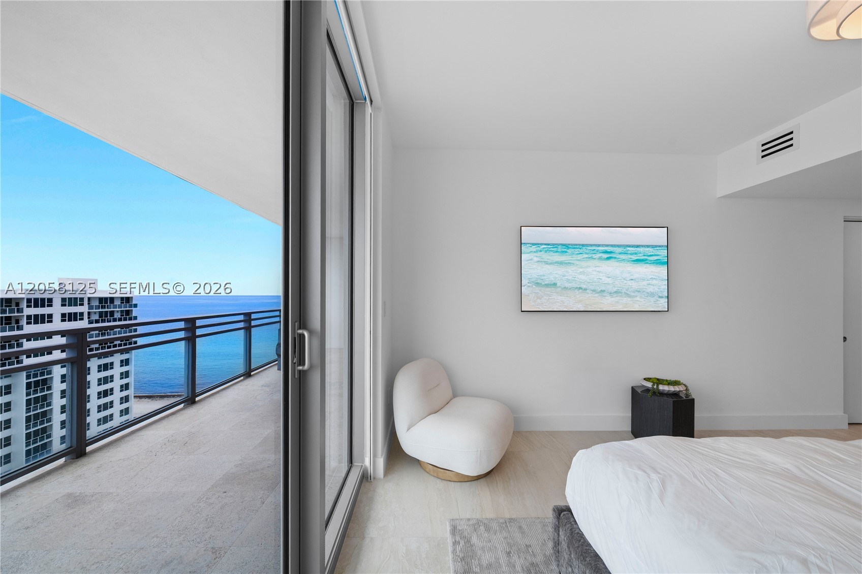3535 S Ocean Dr 1506 Property Photo 18