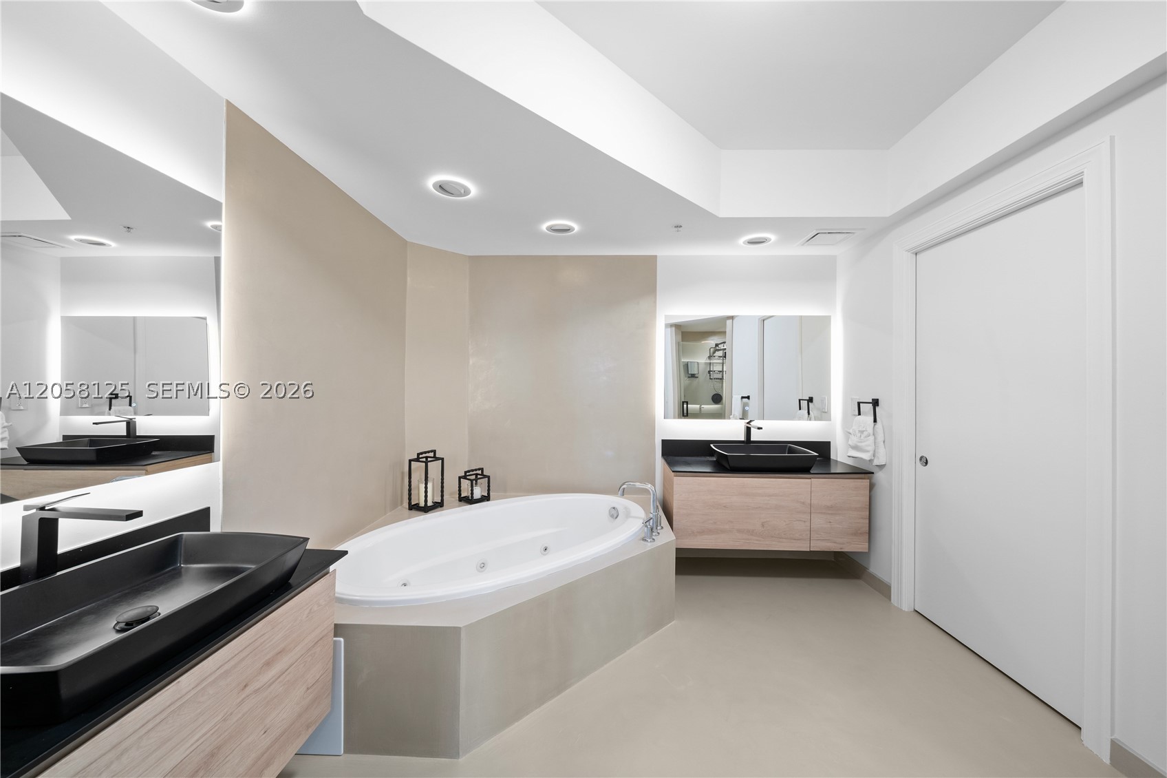 3535 S Ocean Dr 1506 Property Photo 23