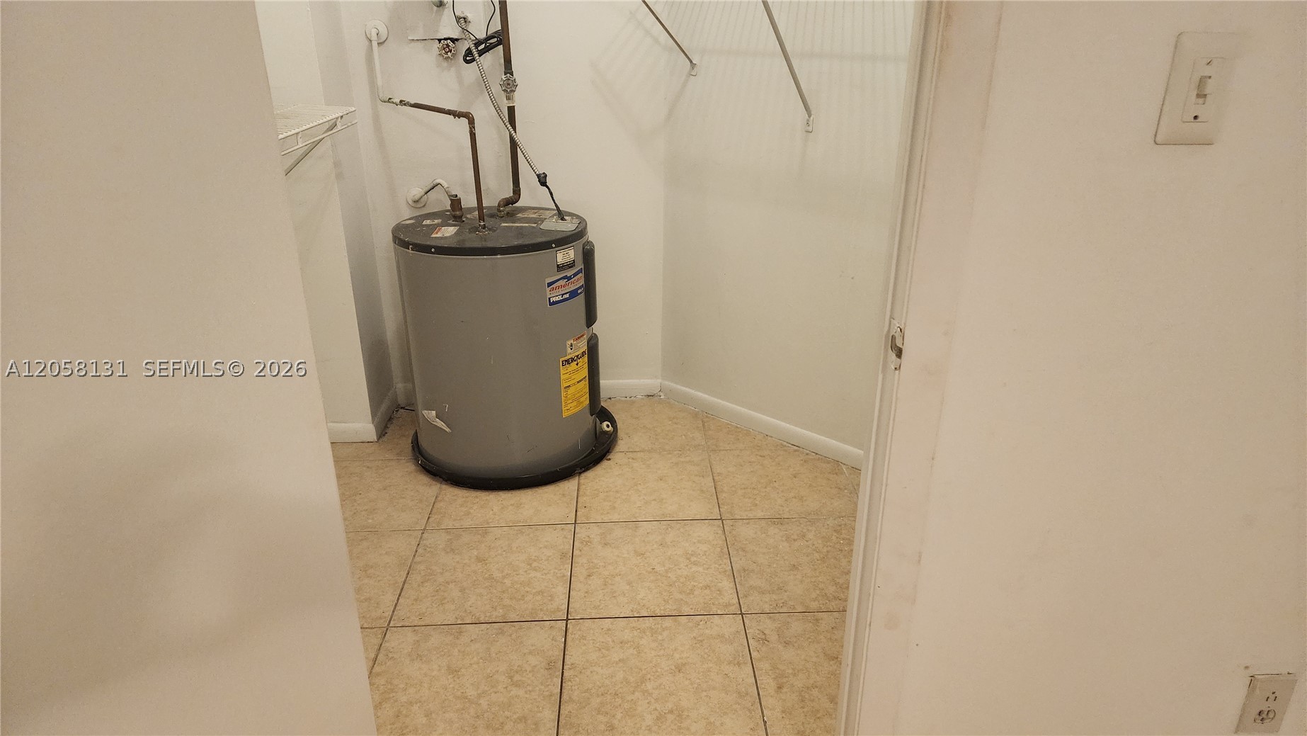 8290 Lake Dr 405 Property Photo 10