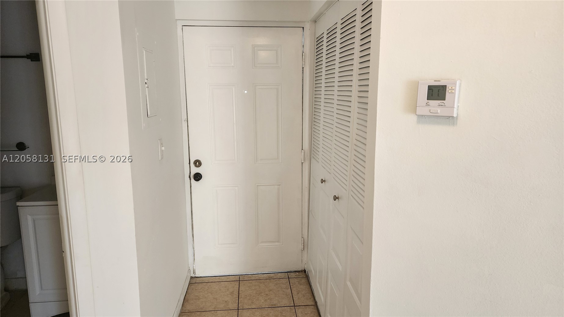 8290 Lake Dr 405 Property Photo 11