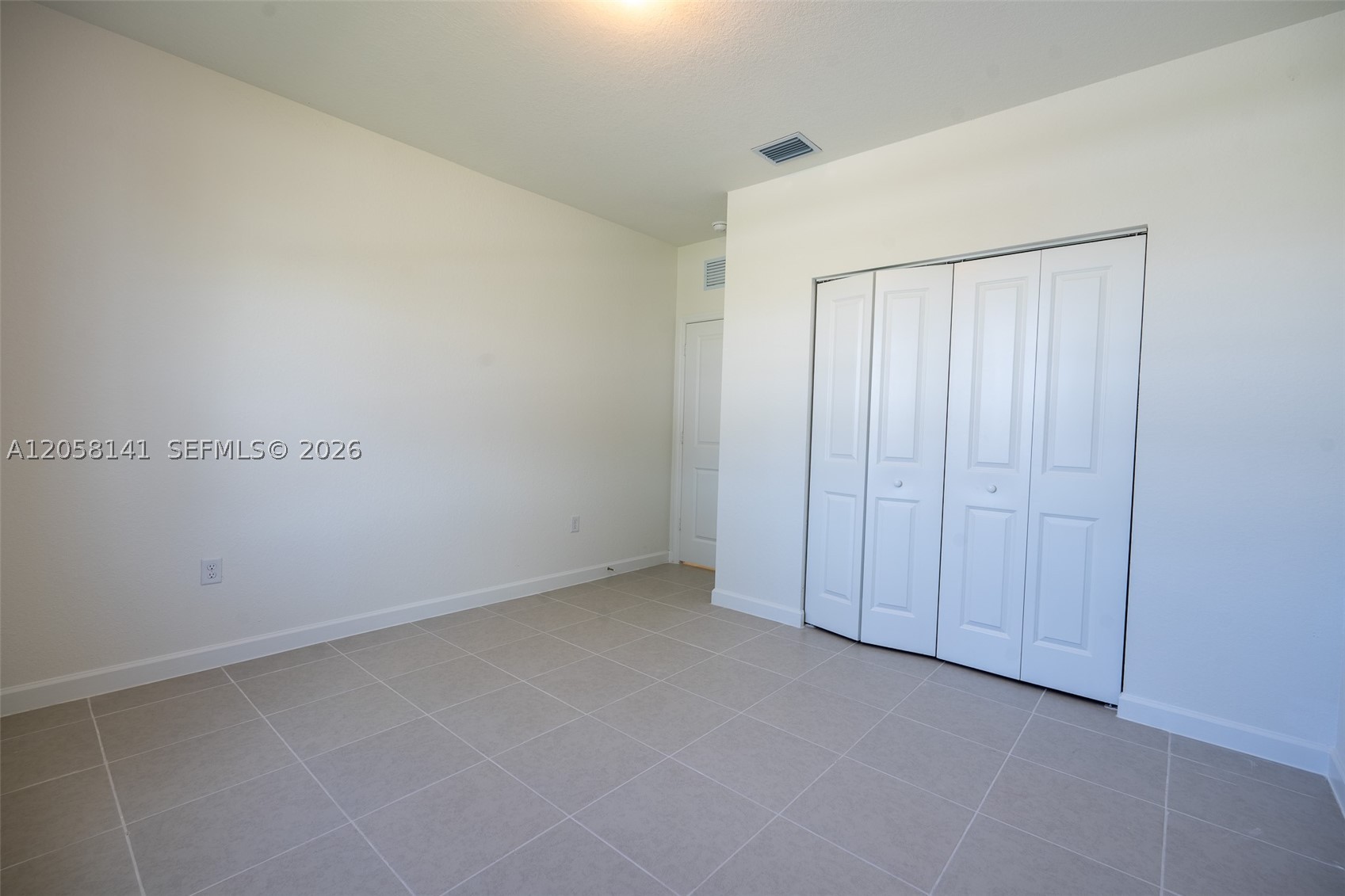 2967 Se 25th Av 0 Property Photo 12