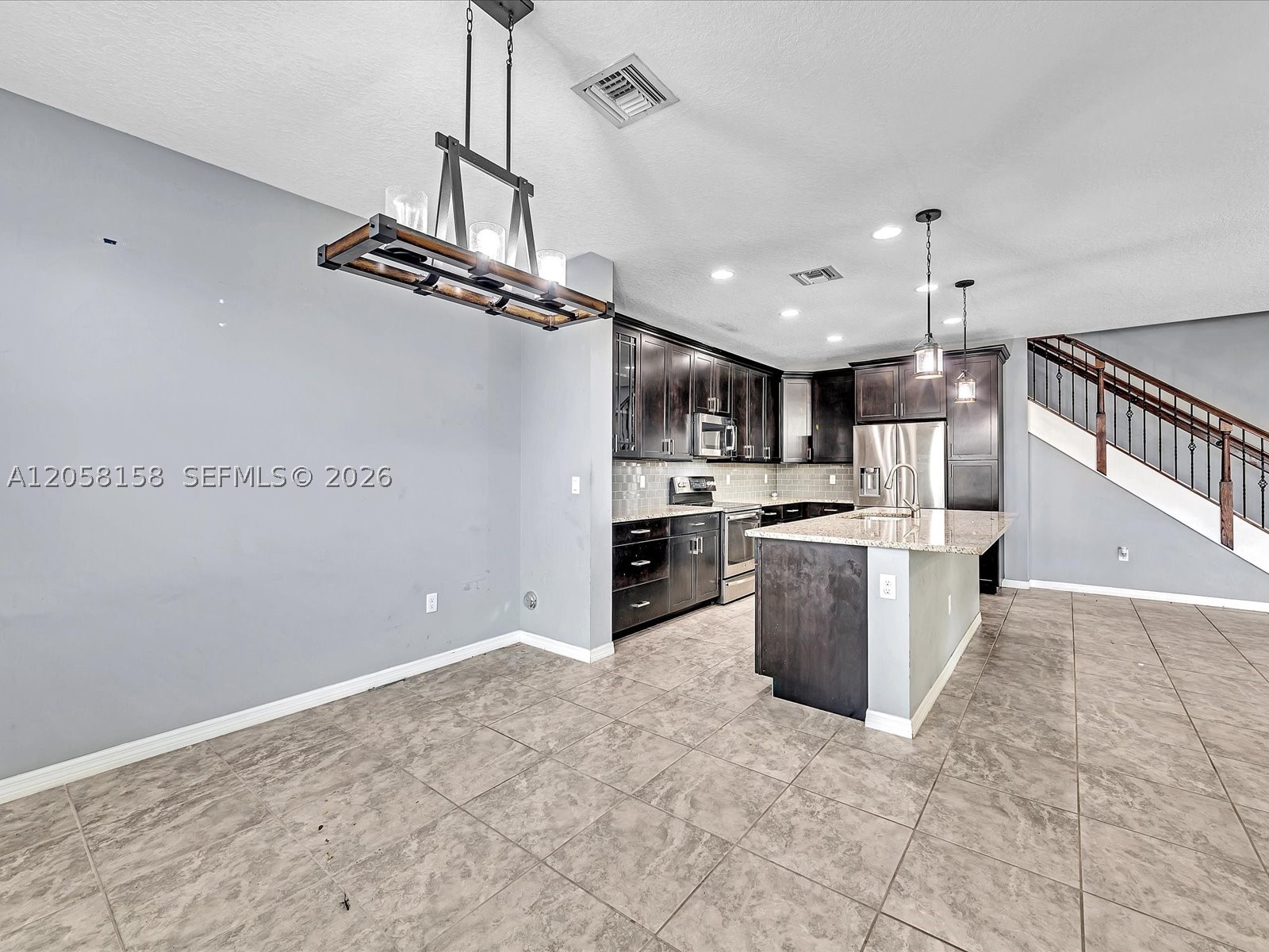 6447 Osprey Landing St Property Photo 9