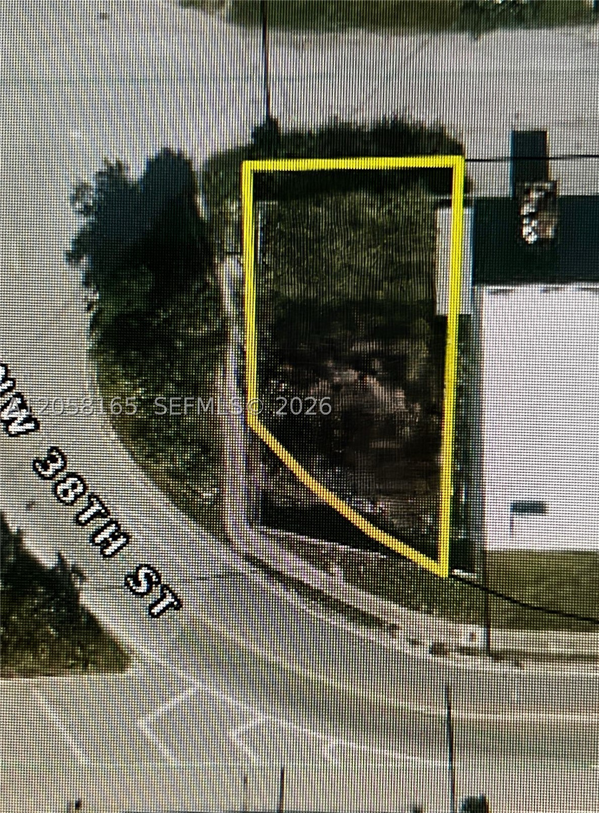 2781 NW 38th St