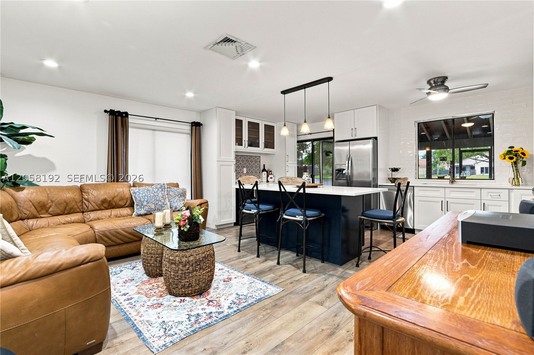 2083 Montpeliar Property Photo 4
