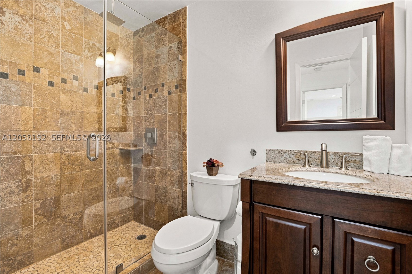 2083 Montpeliar Property Photo 10