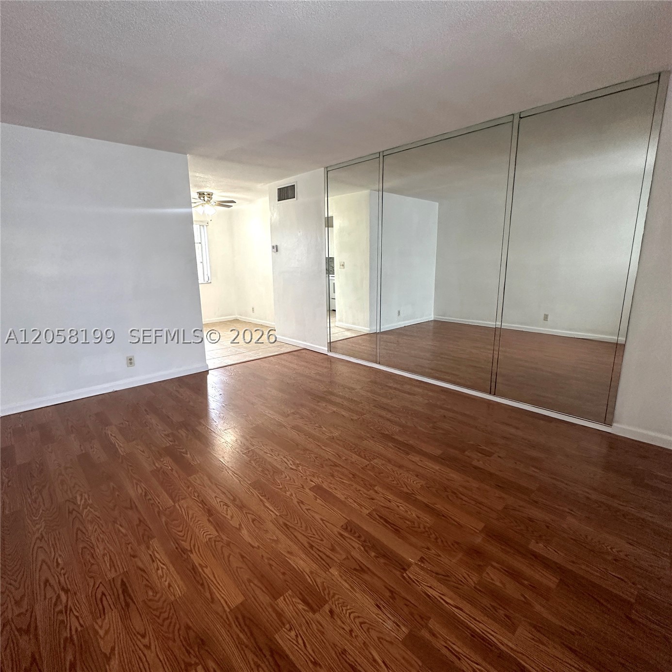 2826 Van Buren St 8 Property Photo 4