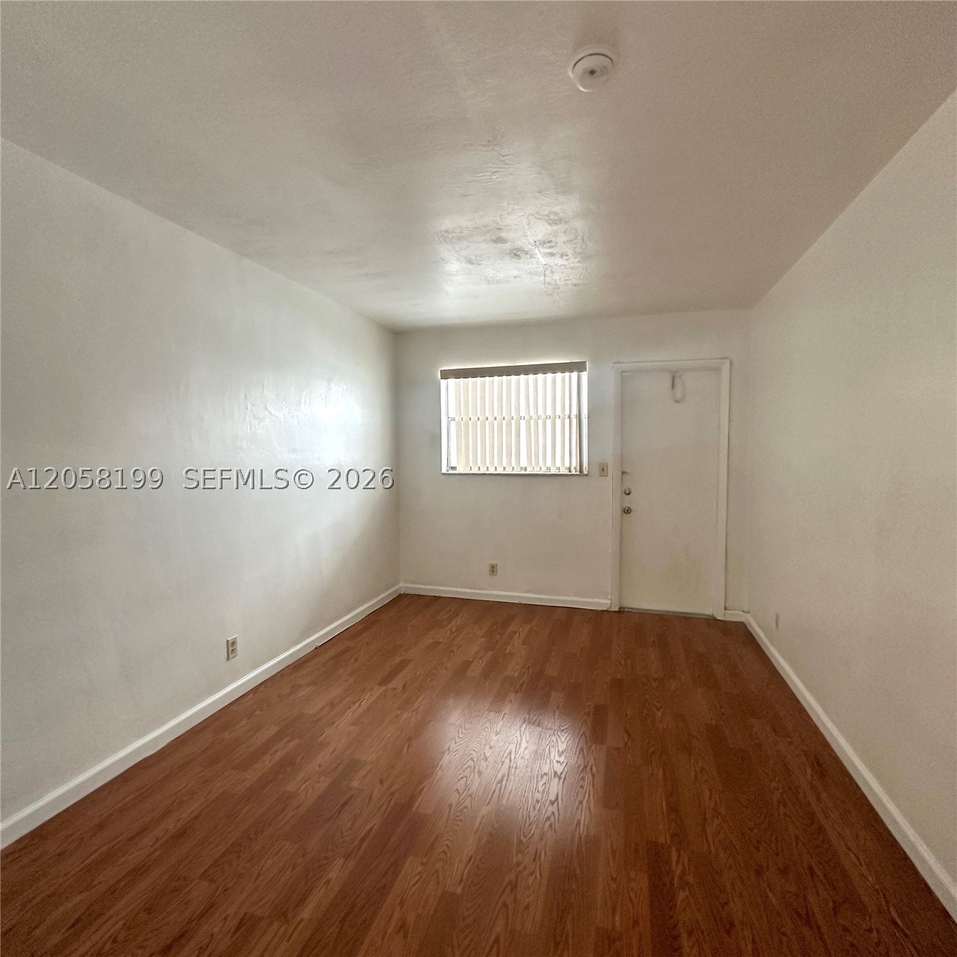 2826 Van Buren St 8 Property Photo 13
