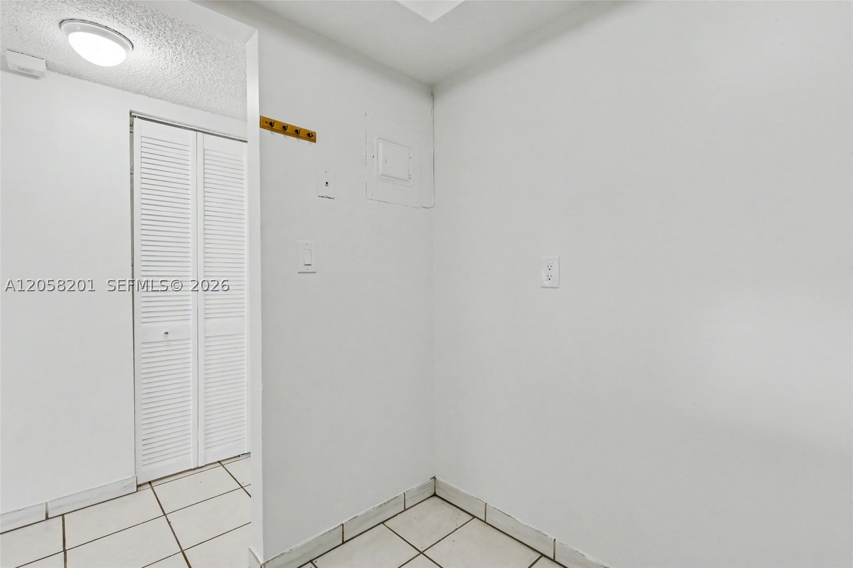 1825 W 44th Pl 509 Property Photo 19
