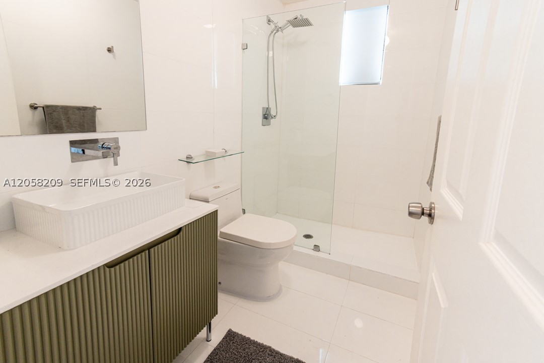 3917 N Meridian Ave 101 Property Photo 6