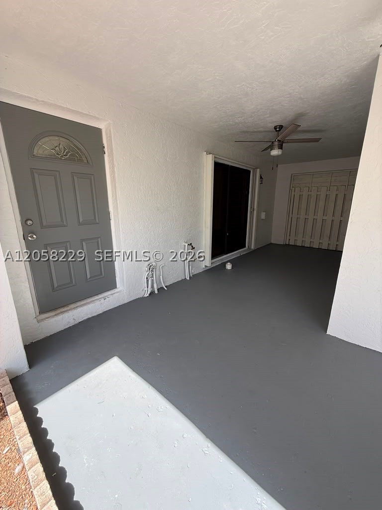 14720 Sw 106th Ter Property Photo 3
