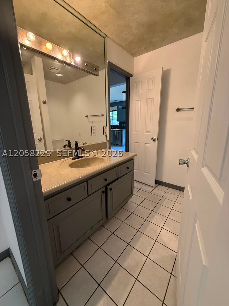 14720 Sw 106th Ter Property Photo 13