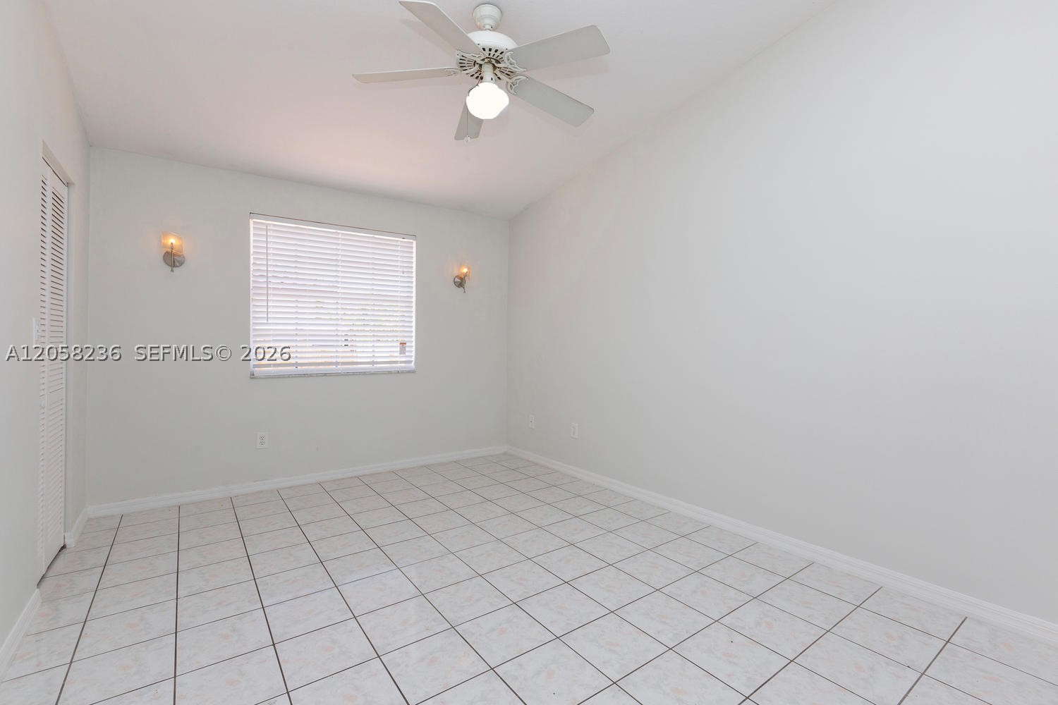 20700 Sw 81st Ave Property Photo 12