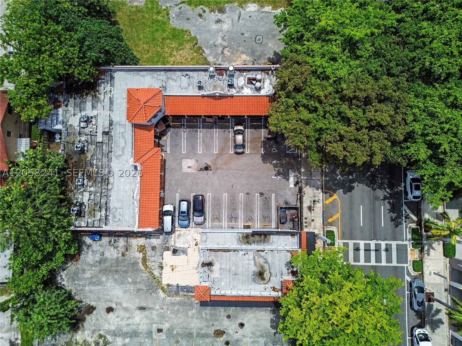 A12058241 Property Photo 4