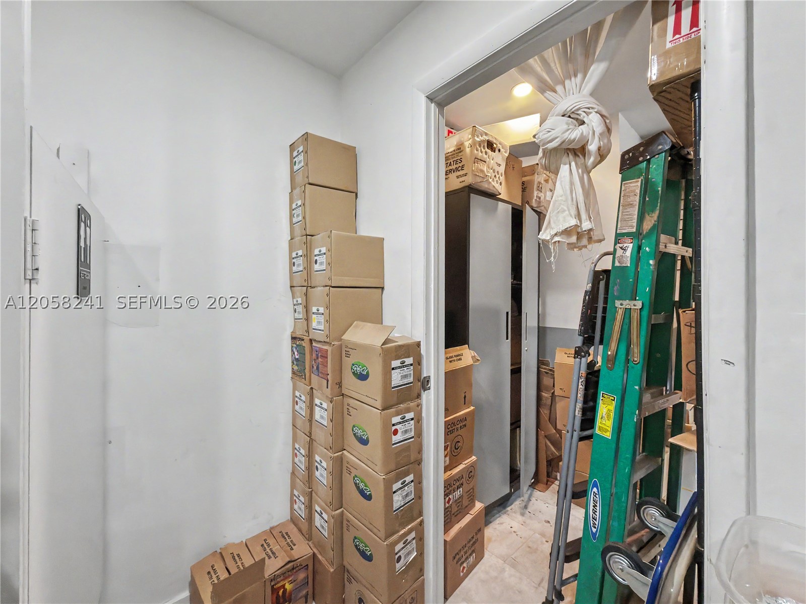 A12058241 Property Photo 14