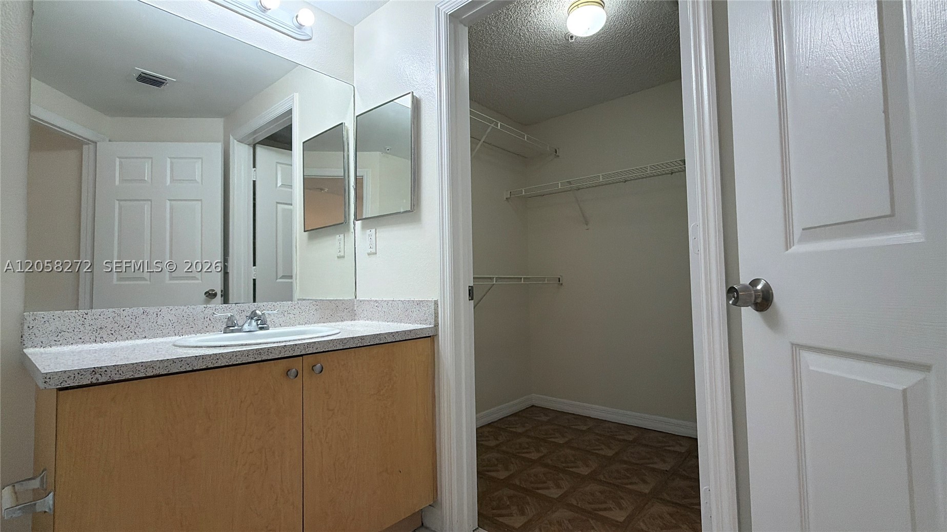 5016 Lantana Rd 1201 Property Photo 5