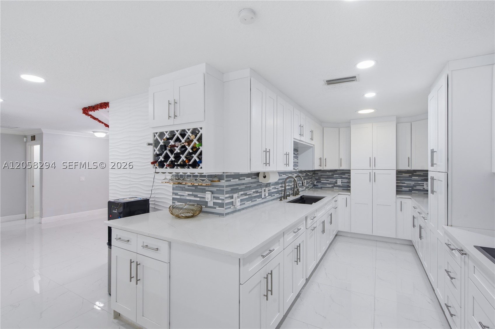 16839 Whirley Rd Property Photo 8