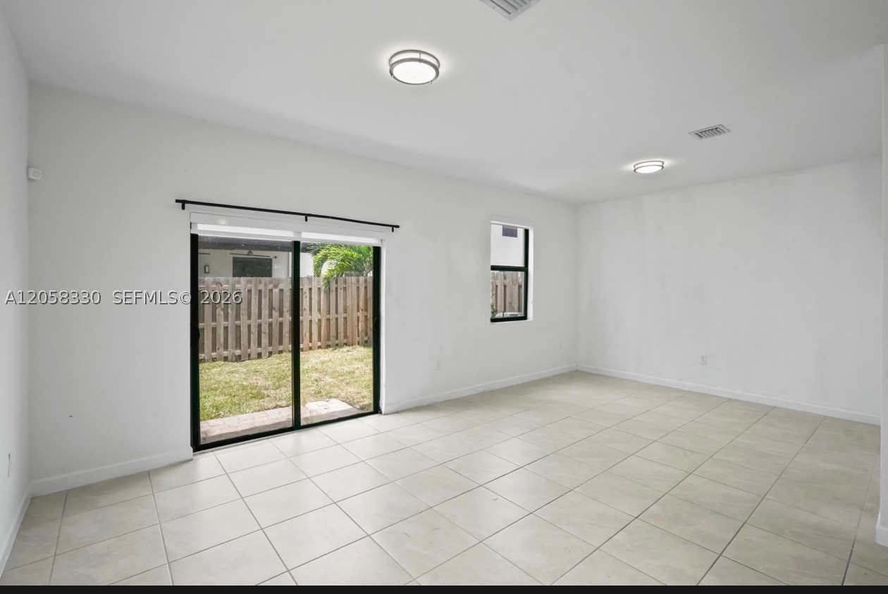 11919 Sw 247th Ter Property Photo 20