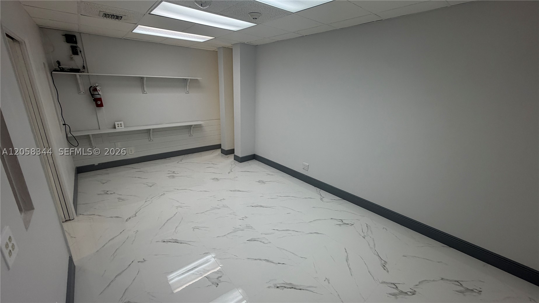 17001 N Bay Rd Commercial Property Photo 7