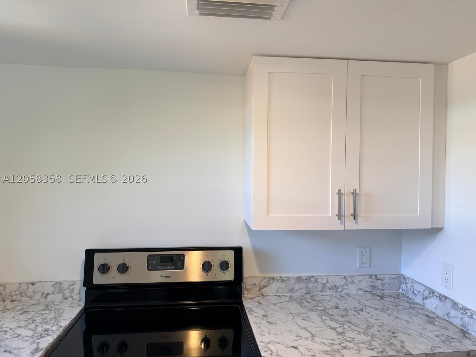 921 Sw 7th St 3 Property Photo 6