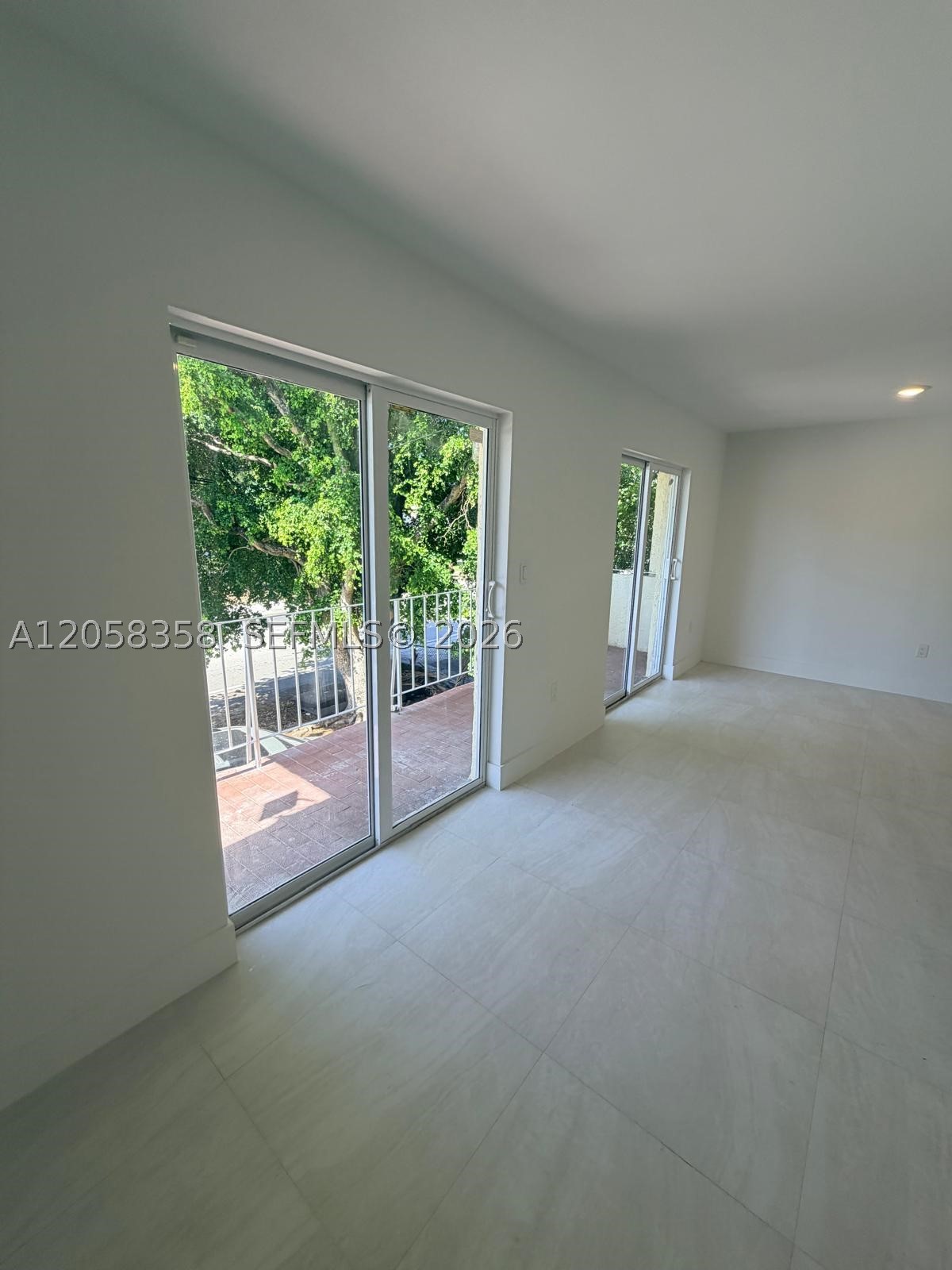 921 Sw 7th St 3 Property Photo 18