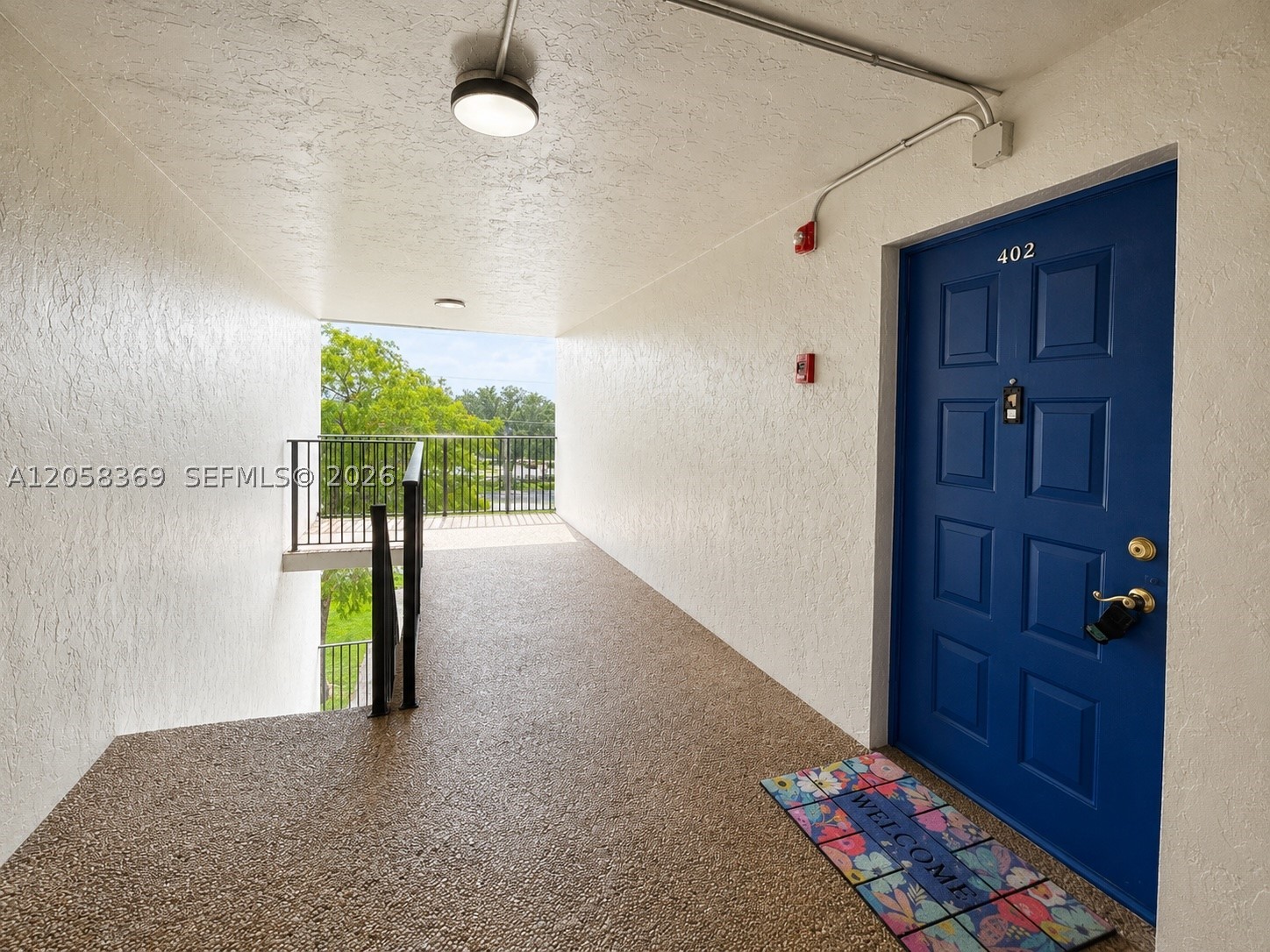 3700 N Pine Island Rd 402 Property Photo 10