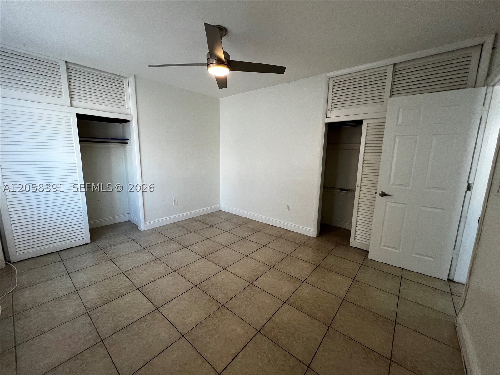 2072 Ne 169th St 8 Property Photo 12