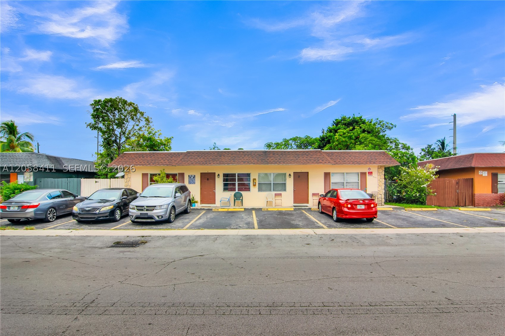 4020 Nw 31st Ter 1-5 Property Photo 1
