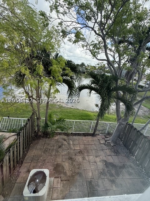 11419 Nw 76th Ter Property Photo 28