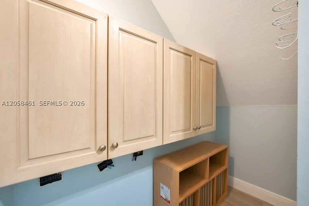 1665 Osprey Bnd Property Photo 43