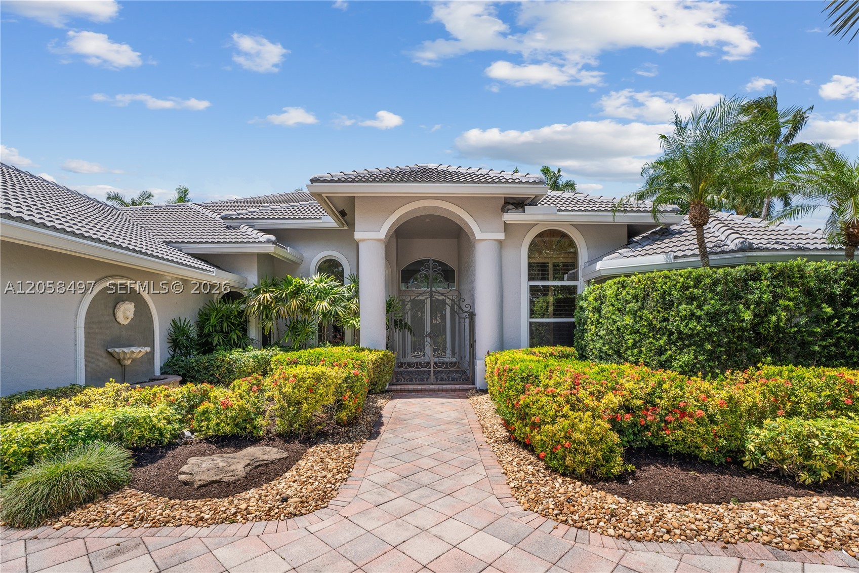 2942 Medinah Property Photo 5