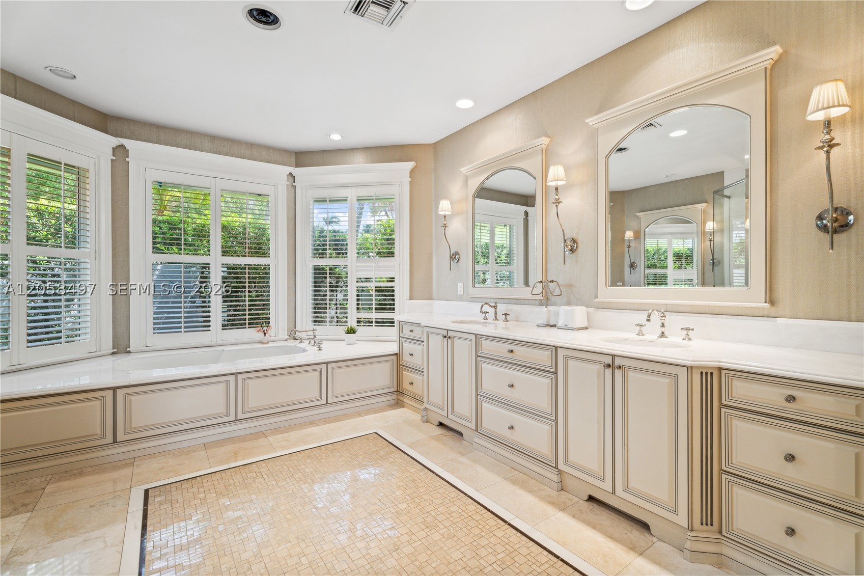 2942 Medinah Property Photo 27