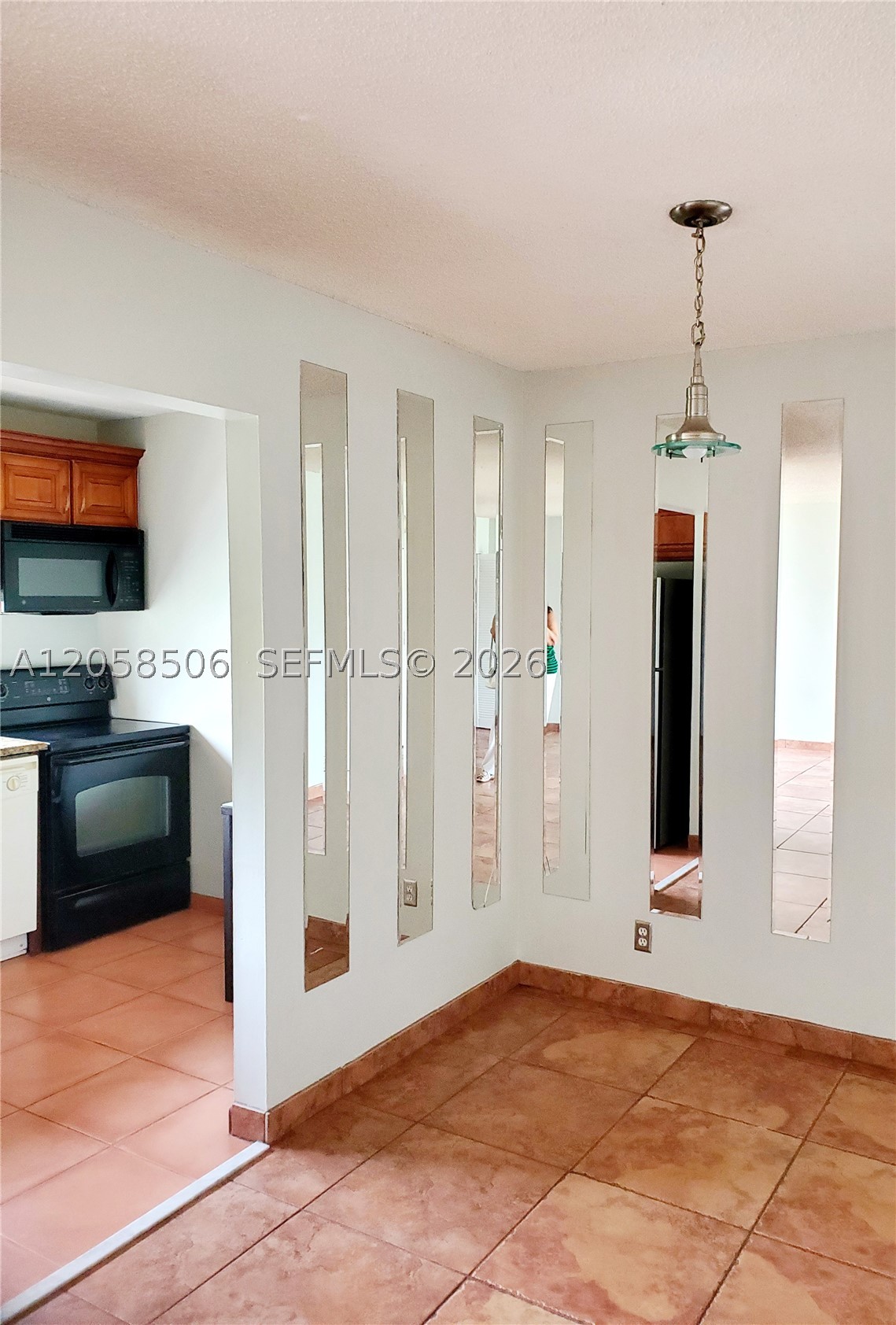 17021 N Bay Rd 618 Property Photo 6
