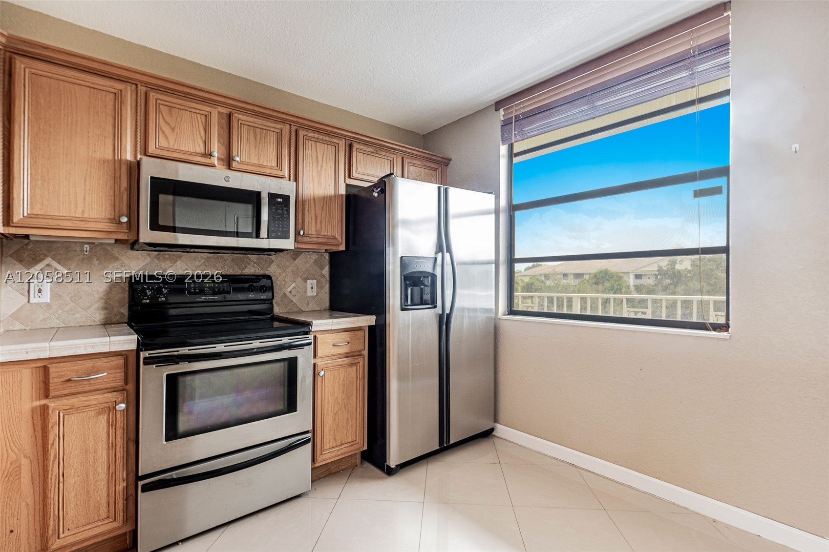 1705 Whitehall Dr 401 Property Photo 14